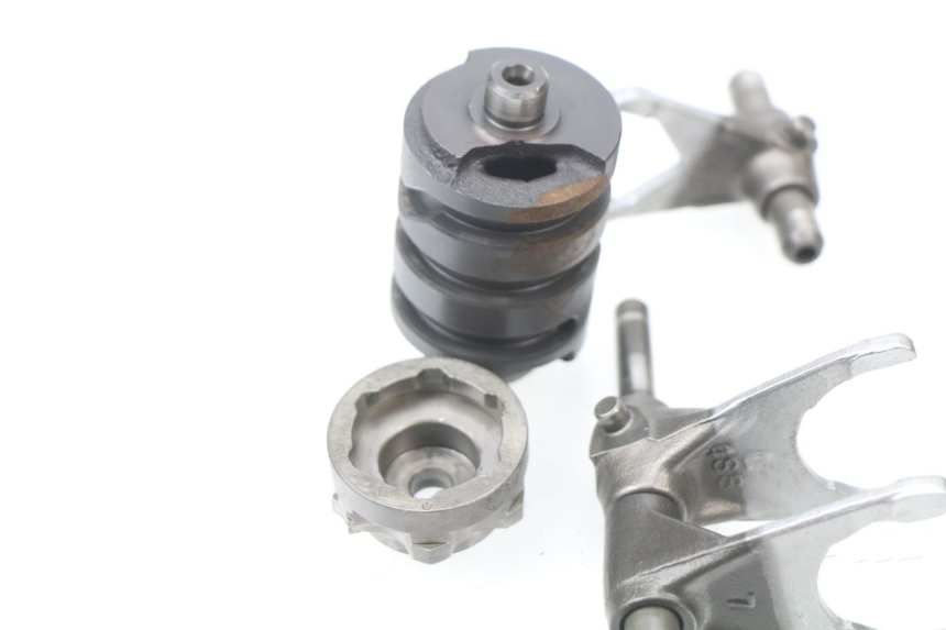 photo de GEARBOX YAMAHA YZ 125 (1998 - 2005) - Alternative angle