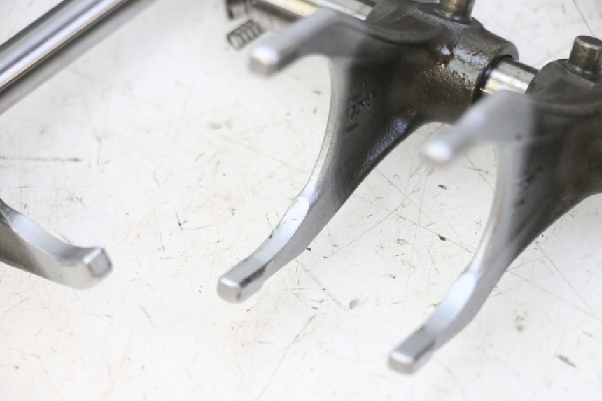 photo de GEARBOX YAMAHA YZF YZ-F 450 (2014 - 2016) - Alternative perspective