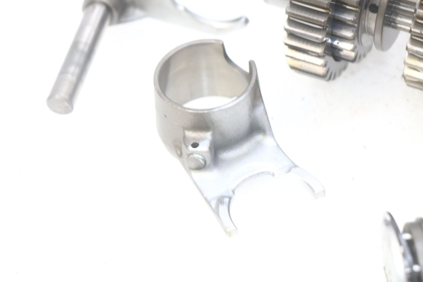 photo de GEARBOX KAWASAKI ZR7 ZR-7 S 750 (1999 - 2004) - Component zoom