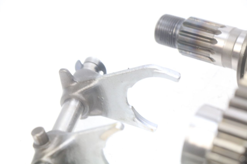 photo de GEARBOX KAWASAKI ZR7 ZR-7 S 750 (1999 - 2004) - High-resolution close-up