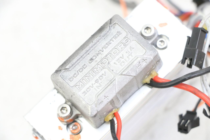 photo de CDI UNIT DUALTRON AMINIA 1 - Zoom on usage condition