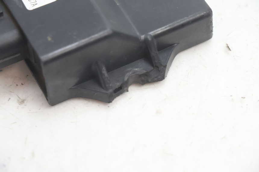 photo de CDI UNIT YAMAHA BW'S BWS 125 (2010 - 2013) - Alternative perspective