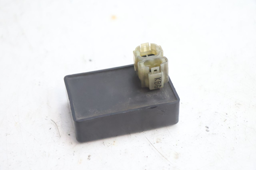 photo de CDI UNIT HONDA CB TWO FIFTY 250 (1991 - 2002) - Technical close-up