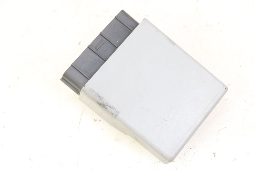 photo de CDI UNIT HONDA CBF 500 (2004 - 2007) - Technical close-up