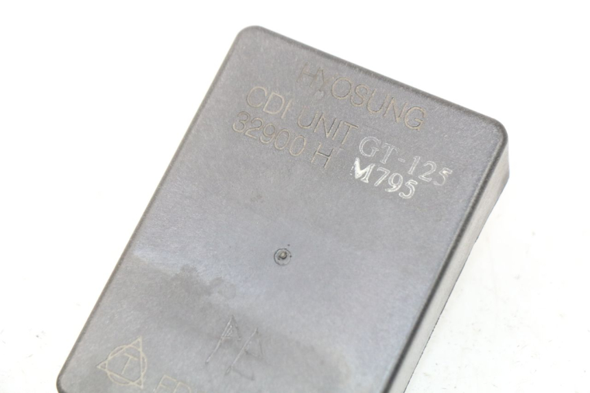 photo de CDI UNIT HYOSUNG COMET GTR 125 (2007 - 2014) - Alternative perspective