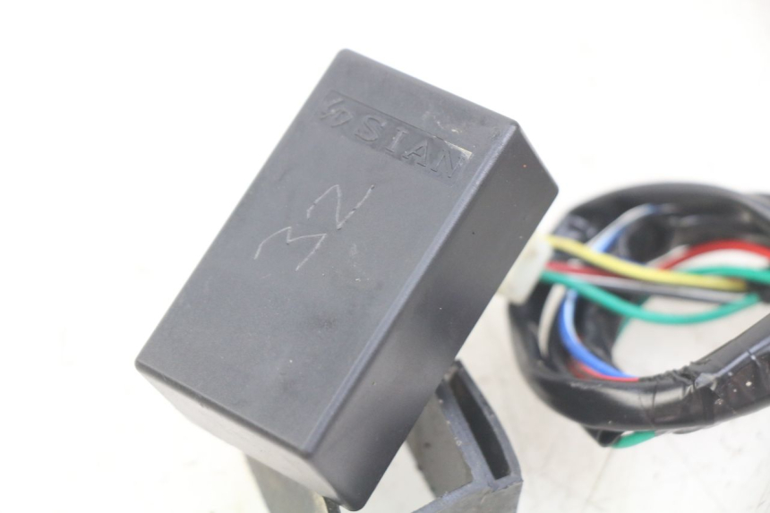 photo de CDI UNIT CCR DIRT BIKE 125 - Technical close-up