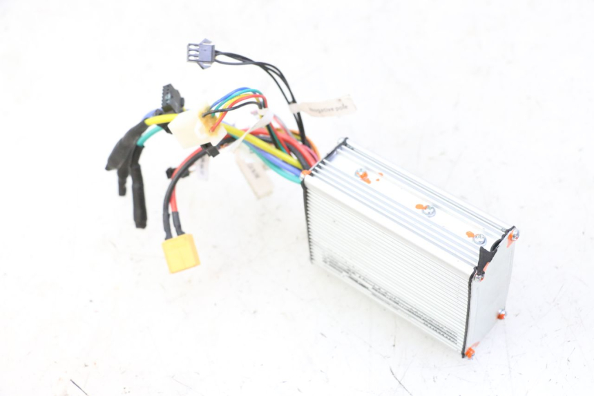 photo de CDI UNIT URBANGLIDE E-CROSS PRO 1 - Technical close-up