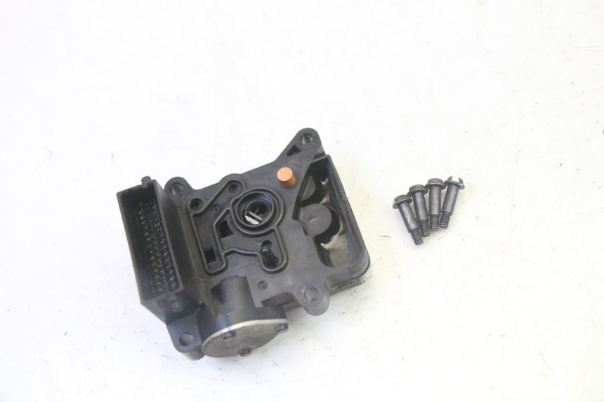 photo de CDI UNIT HONDA FES S-WING SWING ABS 125 (2007 - 2015) - Technical close-up