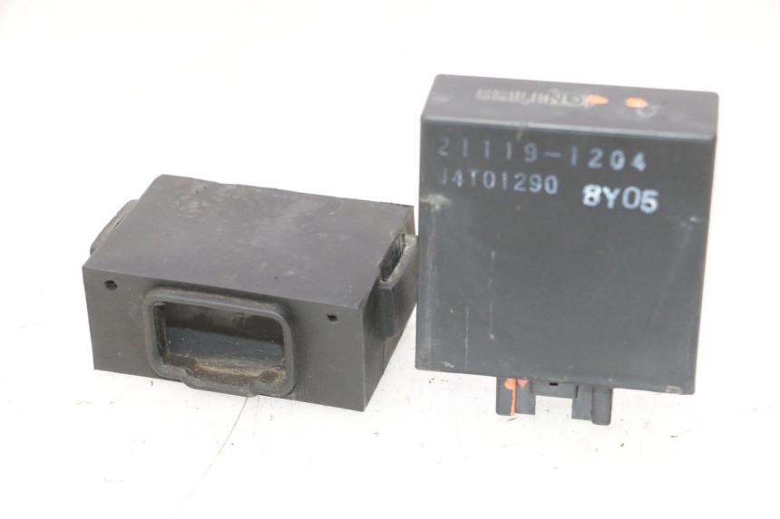 photo de CDI UNIT KAWASAKI GPX F ZX750F 750 (1986 - 1990) - Main view