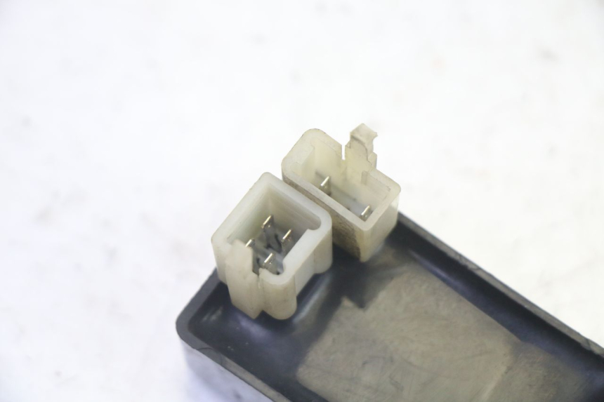 photo de CDI UNIT KYMCO GRAND DINK 125 (2002 - 2007) - Component detail