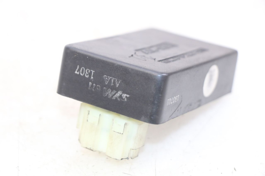 photo de CDI UNIT SYM MIO 50 (2011 - 2017) - Alternative perspective