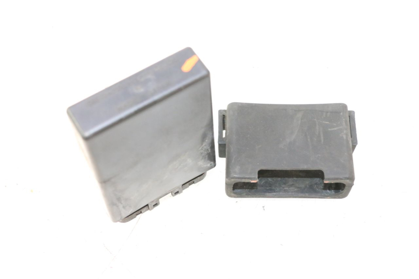 photo de CDI UNIT HONDA ST PAN EUROPEAN 1100 (1990 - 2002) - Alternative perspective