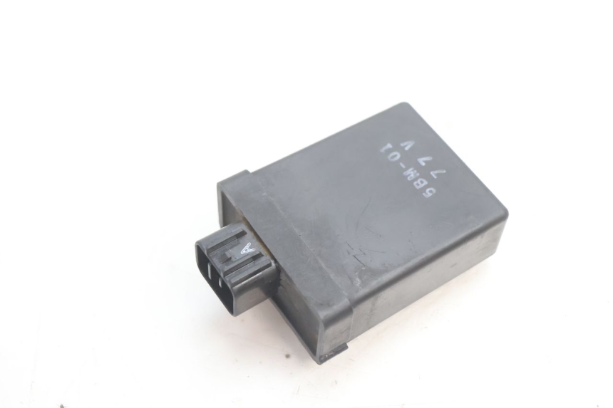 photo de CDI UNIT MBK STUNT NAKED 50 (2004 - 2018) - Zoom on usage condition
