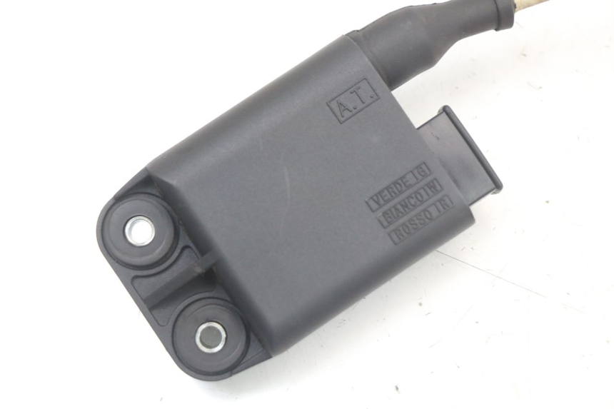 photo de CDI UNIT PIAGGIO TYPHOON 50 (2000 - 2009) - Component detail