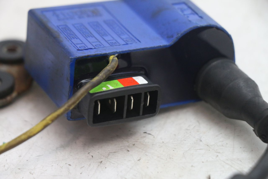 photo de CDI UNIT PIAGGIO VESPA PK FL 2T 50 (1990 - 1996) - Technical close-up