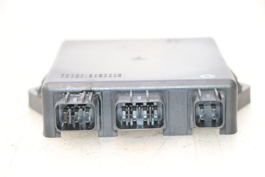 photo de CDI UNIT YAMAHA WAVE RUNNER GP R 1200 (2000 - 2003) - Technical close-up