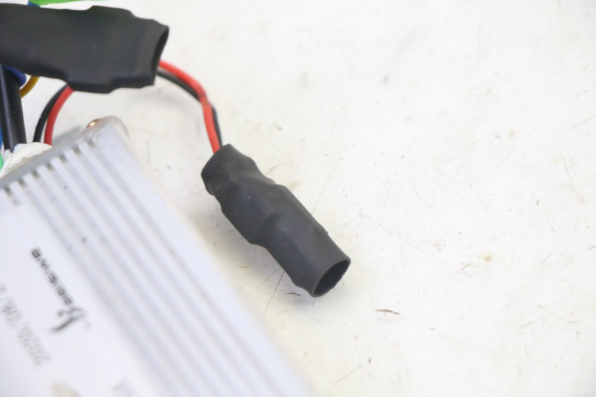 photo de CDI UNIT MOOVWAY Z8 1 - Surface and material condition