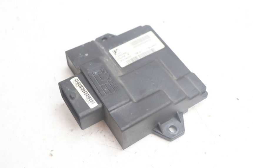 photo de CDI UNIT PIAGGIO ZIP IGET 4T 50 (2021 - 2023) - Alternative perspective