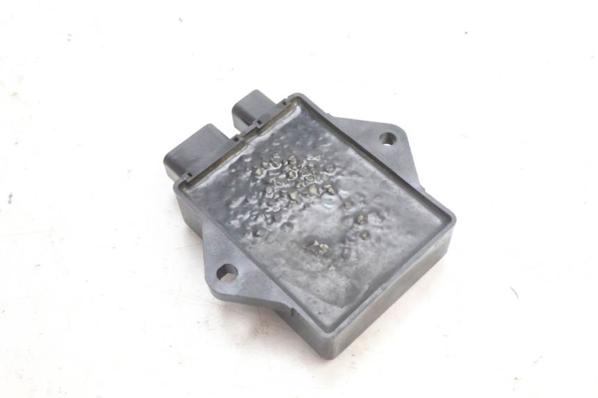 photo de CDI UNIT KAWASAKI ZZR 600 (1995 - 2004) - Alternative perspective