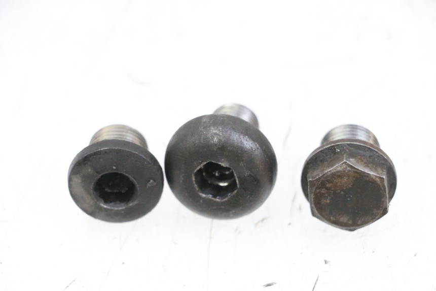 photo de ENGINE OIL CAP SUZUKI BURGMAN EXECUTIVE ABS 650 (2006 - 2012) - Component detail