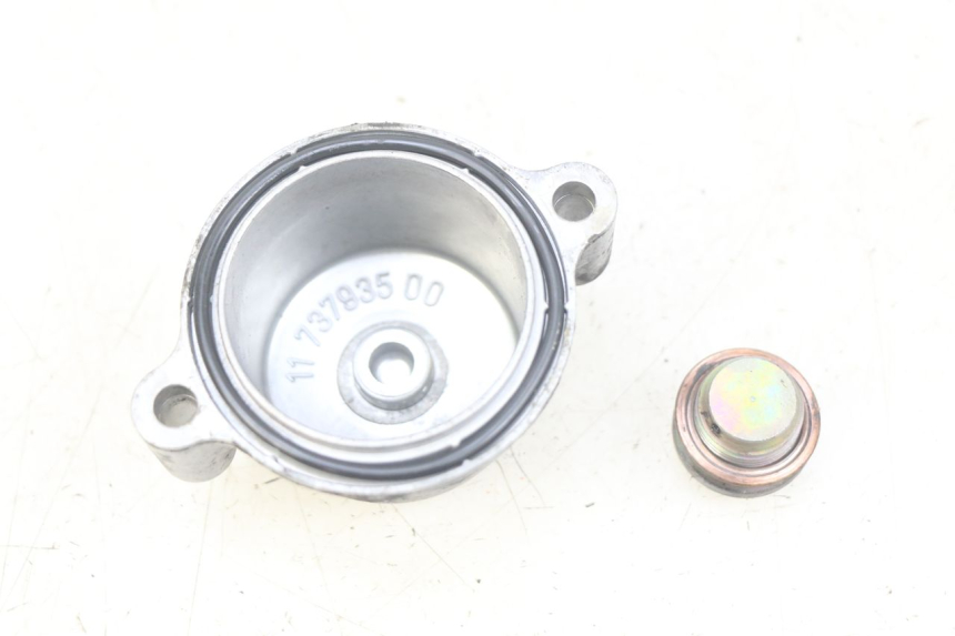 photo de OIL SUMP PLUG PEUGEOT ELYSEO 125 (1999 - 2004) - Zoom on usage condition
