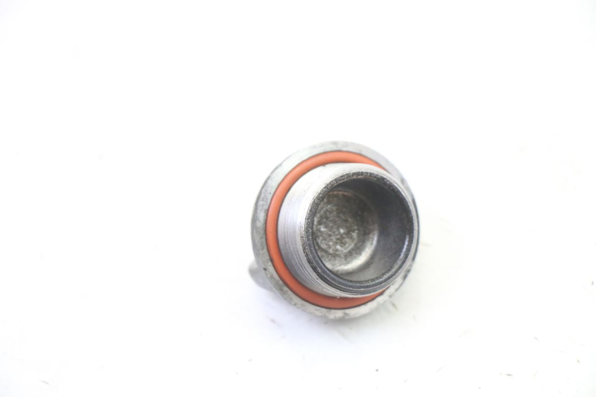 photo de ENGINE OIL CAP YAMAHA FJ 36Y 1100 (1984 - 1985) - Alternative perspective