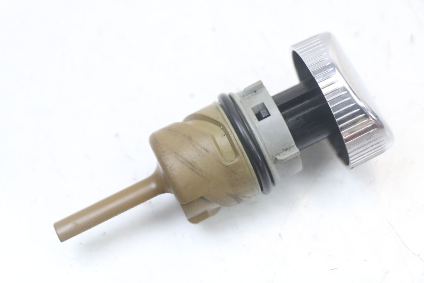 photo de ENGINE OIL CAP HARLEY DAVIDSON SPORTSTER XL CUSTOM 883 (1999 - 2006) - Main view