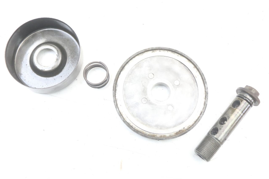 photo de ENGINE OIL CAP KAWASAKI GTR 1000 (1994 - 2004) - Fixing points details
