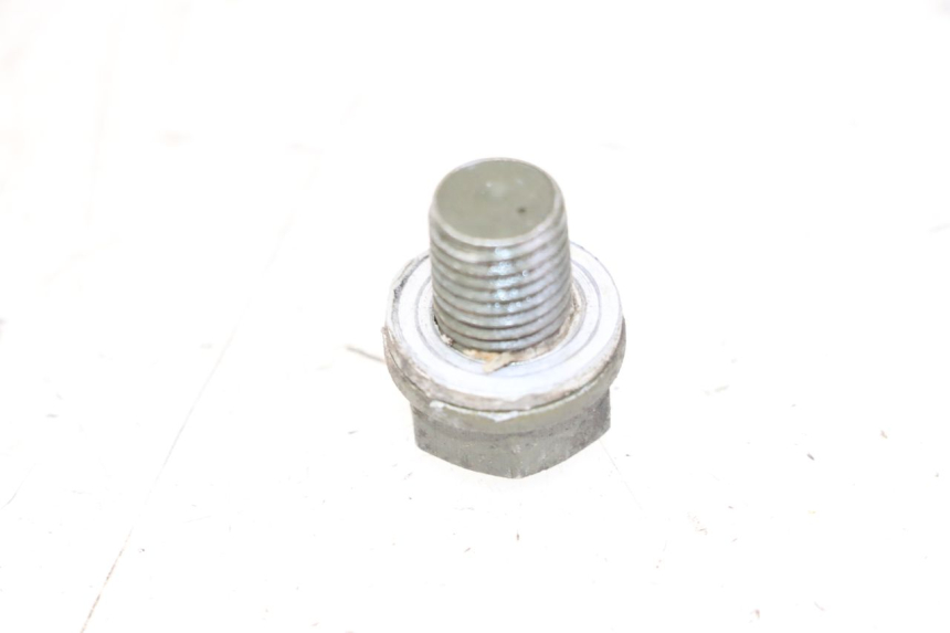 photo de OIL SUMP PLUG PEUGEOT KISBEE 4T 50 (2010 - 2017) - Zoom on usage condition