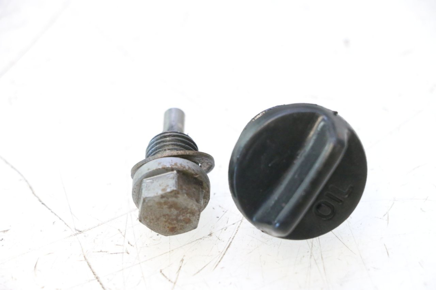photo de ENGINE OIL CAP HUSABERG TE 250 (2011 - 2014) - Zoom on usage condition