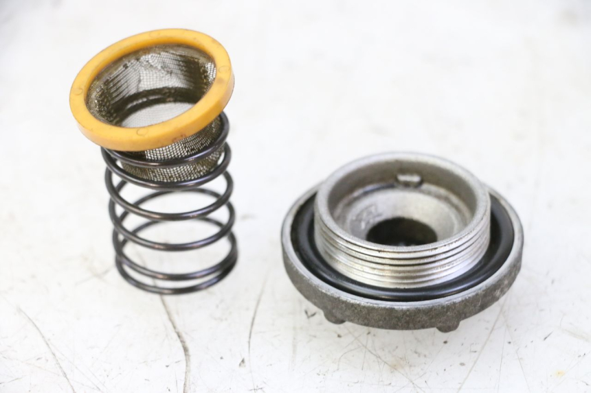 photo de ENGINE OIL CAP YAMAHA X-MAX XMAX 250 (2006 - 2009) - Component detail