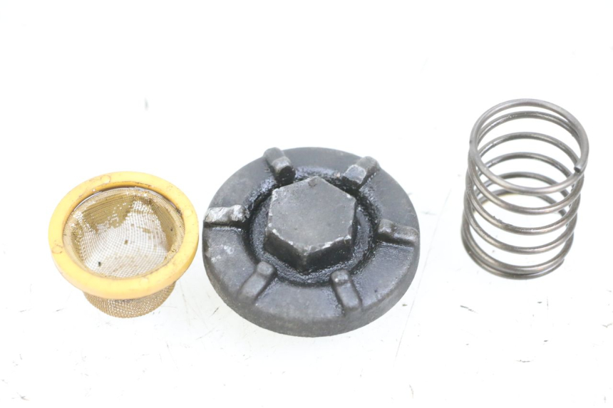 photo de ENGINE OIL CAP YAMAHA X-MAX XMAX 125 (2010 - 2013) - Technical close-up