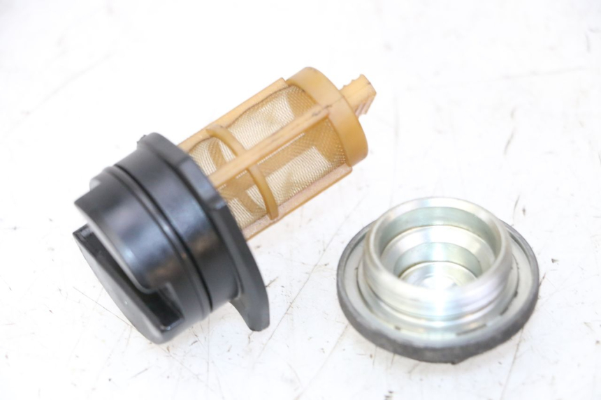 photo de ENGINE OIL CAP PIAGGIO XEVO - X EVO 125 (2007 - 2017) - Component detail