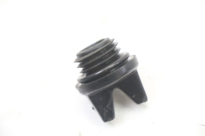 photo de ENGINE OIL CAP YAMAHA YZ 125 (2006 - 2016) - Zoom on usage condition