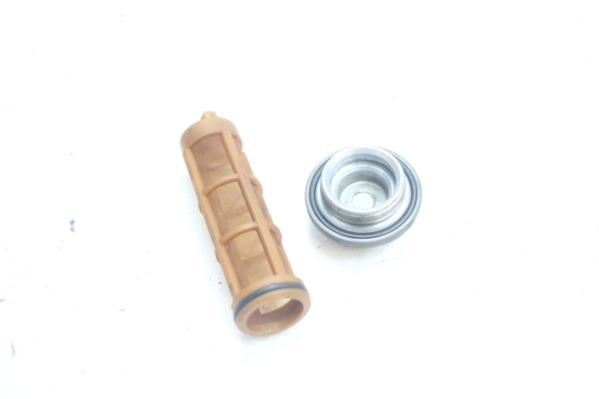 photo de ENGINE OIL CAP PIAGGIO ZIP 4T 50 (2018 - 2020) - Component detail