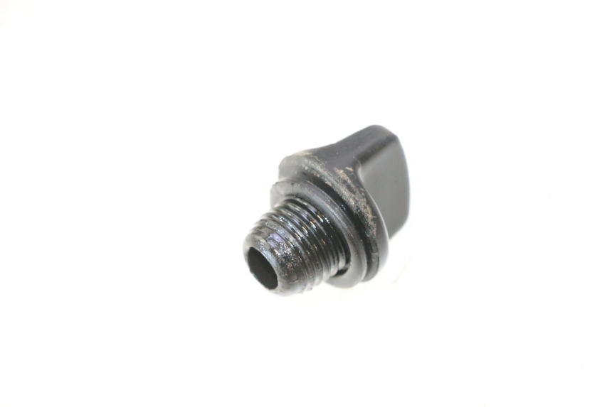 photo de REAR WHEEL SHAFT CAP KEEWAY HURRICANE 50 (2006 - 2019) - Alternative perspective
