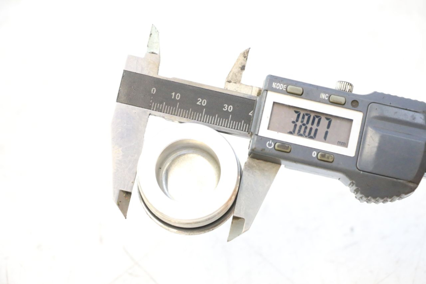 photo de FORK CAP HONDA FJS SILVER WING SILVERWING 400 (2005 - 2008) - Component detail