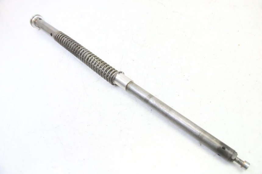 photo de FORK CAP BMW G310 R 310 (2016 - 2020) - Technical close-up