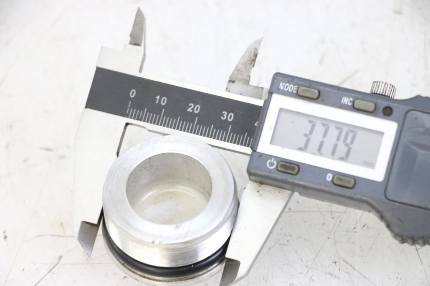 photo de FORK CAP KAWASAKI ZR7 ZR-7 S 750 (1999 - 2004) - Component detail