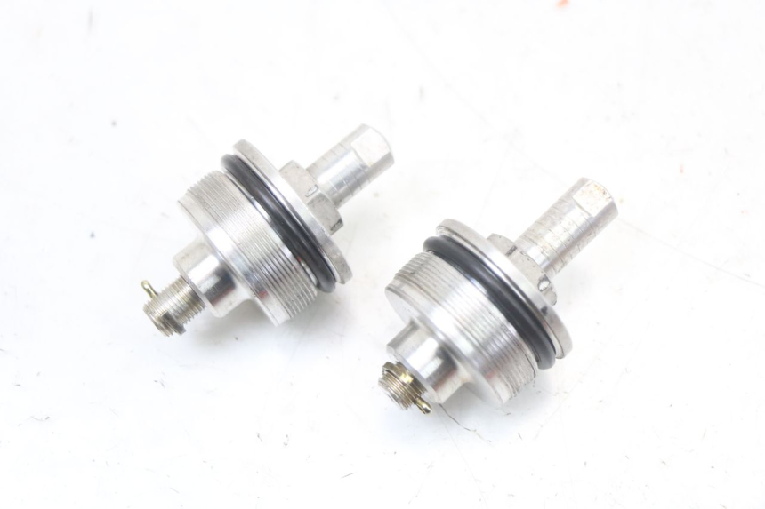 photo de FORK CAP SUZUKI SV S 650 (1999 - 2002) - Main view