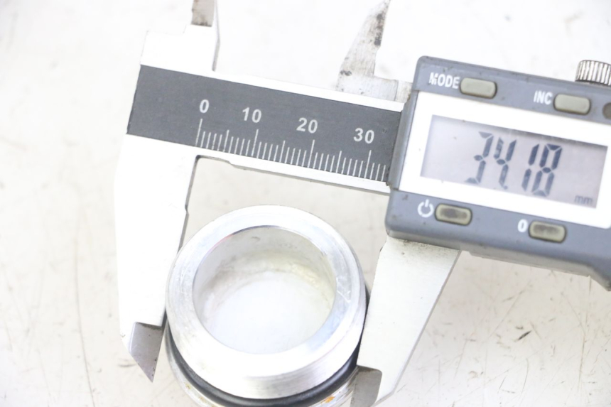 photo de FORK CAP YAMAHA TDR DELTABOX 125 (1997 - 2003) - Component detail