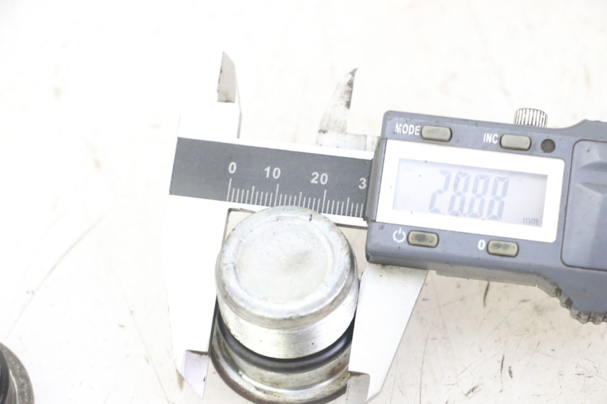 photo de FORK CAP YAMAHA X-MAX XMAX 125 (2010 - 2013) - Component detail