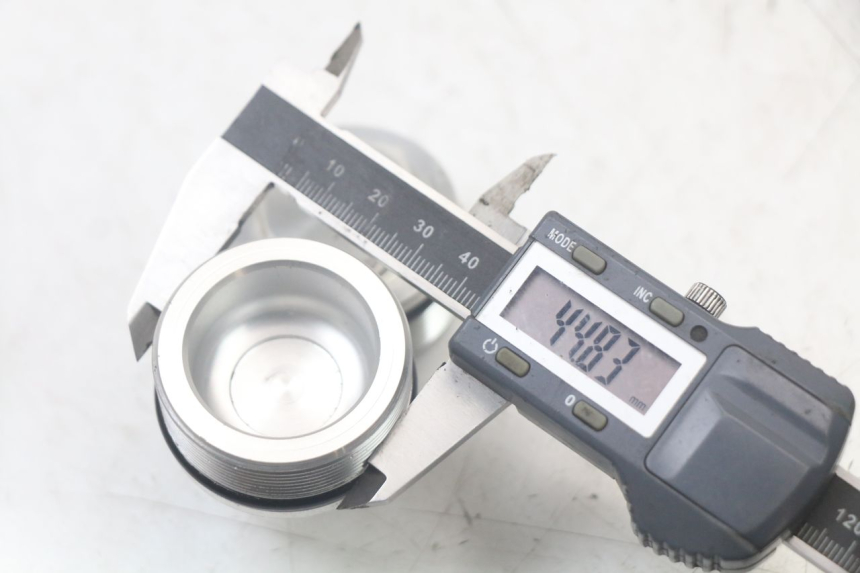 photo de FORK CAP FANTIC XM PERFORMANCE 2T 50 (2021 - 2022) - Technical close-up