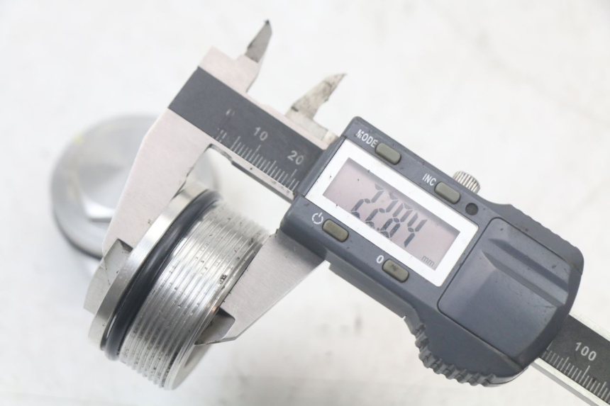 photo de FORK CAP FANTIC XM PERFORMANCE 2T 50 (2021 - 2022) - Fixing points details