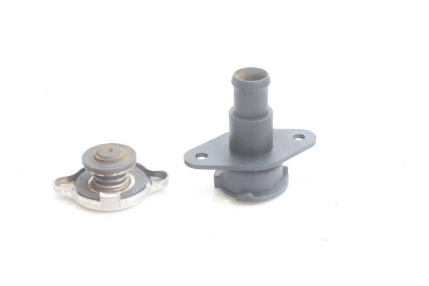 photo de RADIATOR CAP BMW C1 125 (2000 - 2003) - Zoom on usage condition