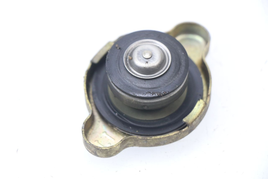 photo de RADIATOR CAP HONDA CBR 929 RR FIREBLADE 900 (2000 - 2001) - Component detail