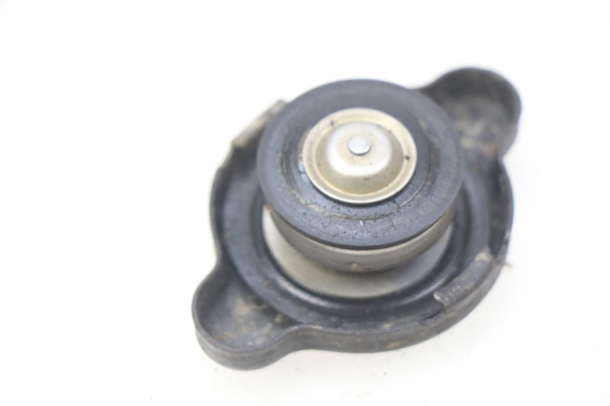photo de RADIATOR CAP HONDA CBR RR FIREBLADE 900 (1992 - 1994) - Component detail