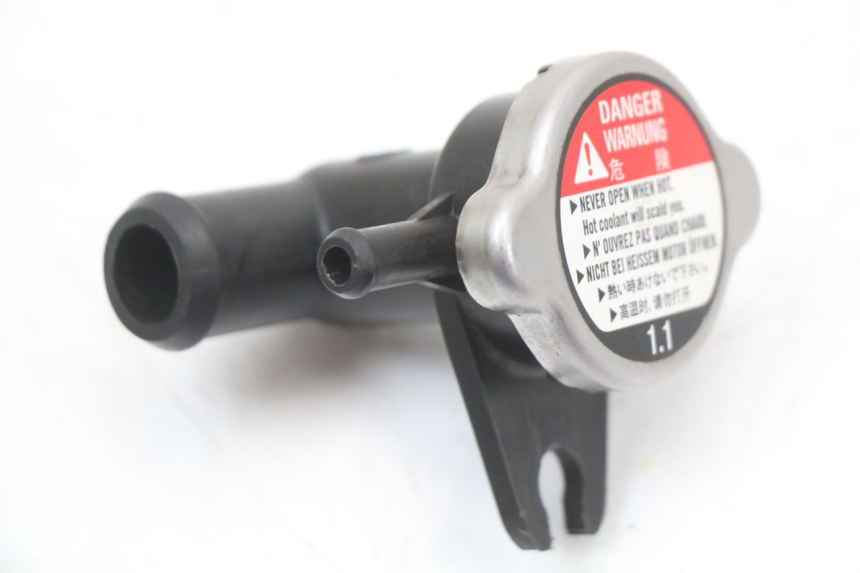 photo de RADIATOR CAP HONDA FJS SILVER WING SILVERWING 400 (2005 - 2008) - Main view