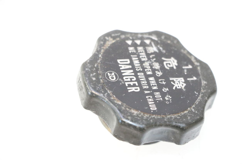 photo de RADIATOR CAP KAWASAKI GPX F ZX750F 750 (1986 - 1990) - Main view