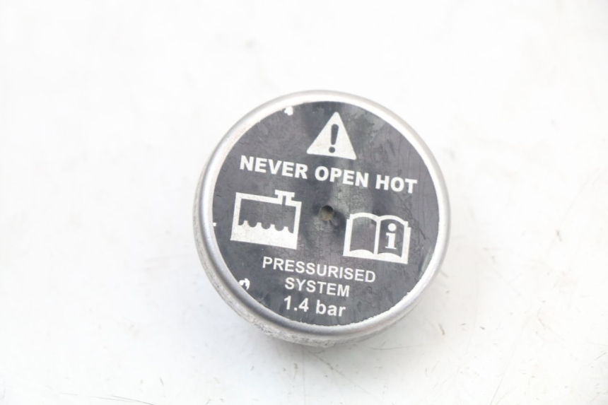 photo de RADIATOR CAP HUSQVARNA SVARTPILEN 401 (2018 - 2023) - Main view